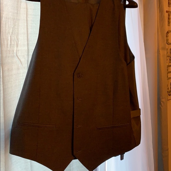 Wilke-Rodriguez Modern Fit Suit Top/Pant & vest - Picture 6 of 7